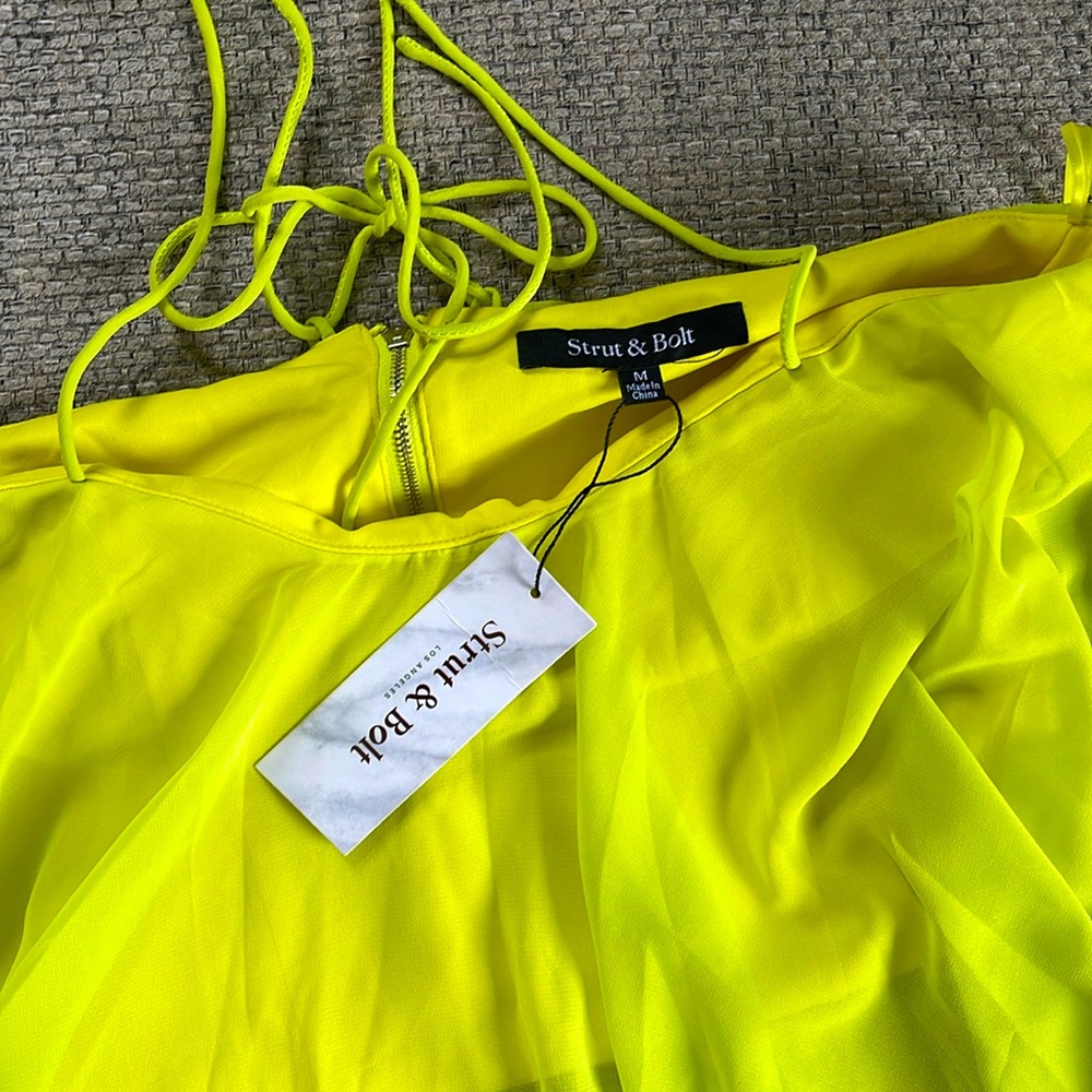 Strut & Bolt Bright Top